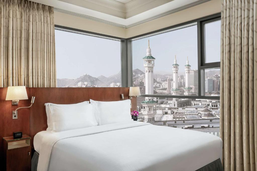 Hilton Suites Makkah1 (1)