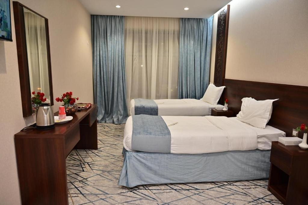 January Golden Umrah Package